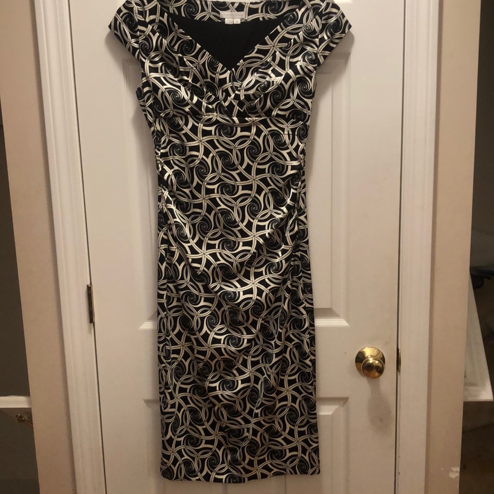 London Times size 8 women’s dress, worn once.
